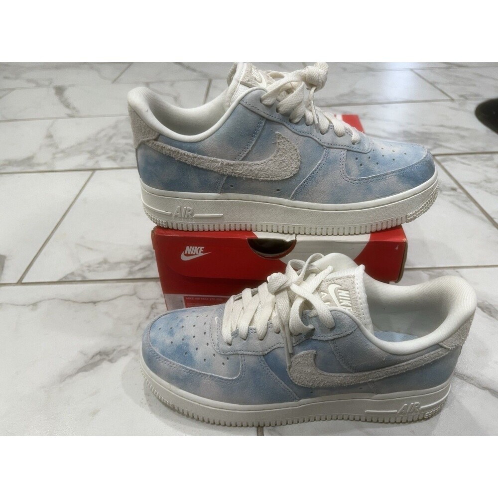 Sz 8 W Nike Air Force 1 '07 SE Celestine Blue/Sail FD0883-400 Women's